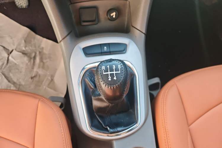 Used Chevrolet Cruze 2015 1.5L Manual Fashion Edition