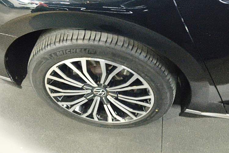 Used Volkswagen Phideon 2021 380TSI Luxury Edition