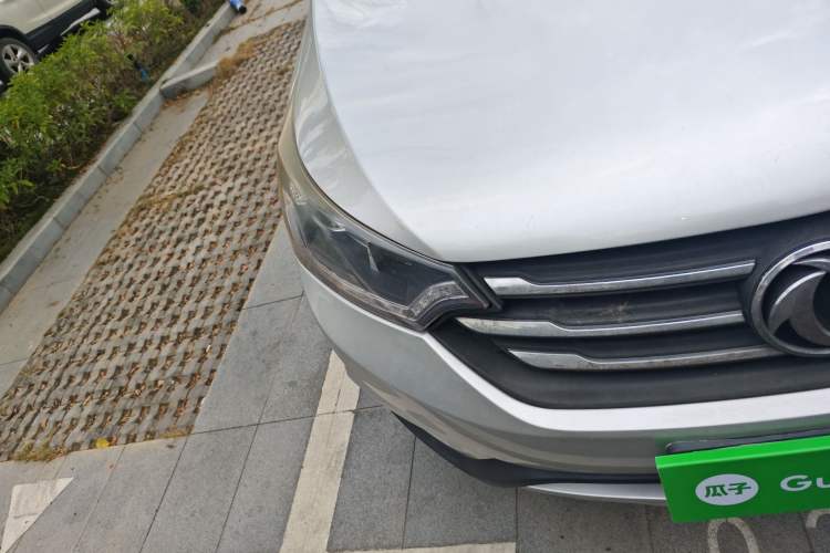 Used Dongfeng Aeolus AX7 2015 2.0L Automatic Zhiyi Trim
