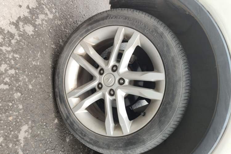 Used Changan CS35 2015 1.6L Automatic Luxury Model China IV Standard