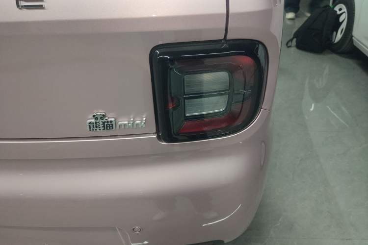 Used Geely Galaxy Panda 2025 210 km – Yuanqi Bear Exterior 6