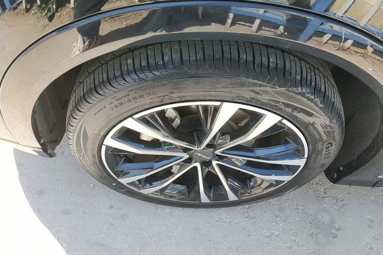 Used JETOUR X70 PLUS 2023 1.6T DCT Stronger PLUS 5-seater Left Front Wheel Hub