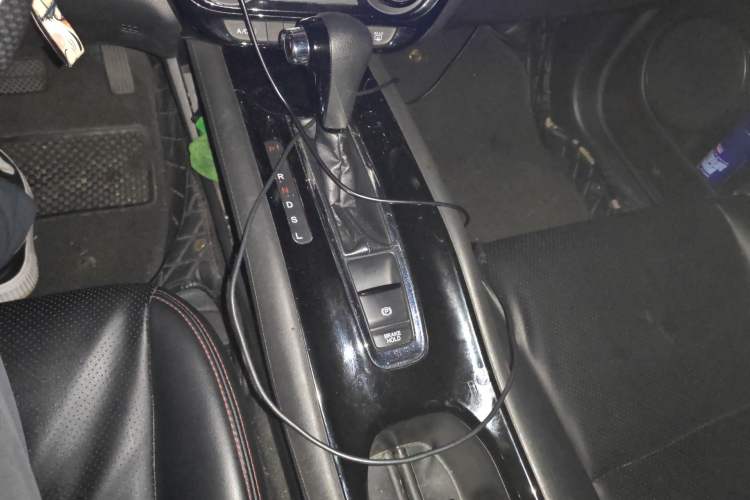 Used Honda Vezel 2015 1.5L CVT two-wheel drive Comfort trim Gear Lever