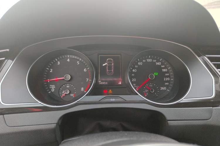 Used Volkswagen Magotan 2018 Facelift 330TSI DSG Luxury Model
