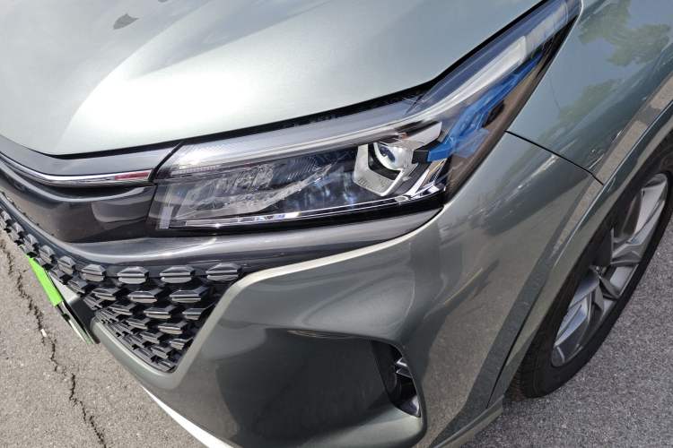 Used Landian E5 2023 1.5L DE-i 100KM Comfort Edition 7-Seater