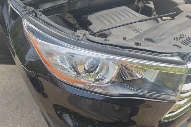 Used Toyota Highlander 2015 3.5L 4x4 Elite Edition 7-Seater
