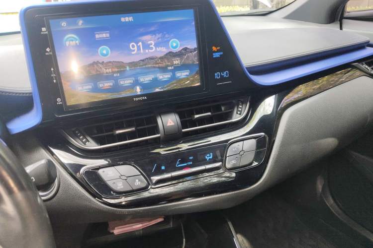 Used Toyota IZOA 2018 2.0L Yichi Edition China V Standard
