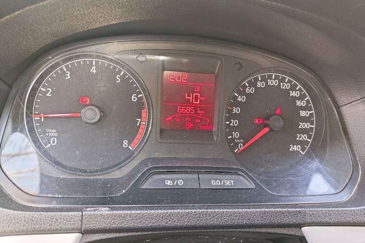 Used Volkswagen Jetta 2015 Zhuihui Edition 1.6L Manual Comfort Model