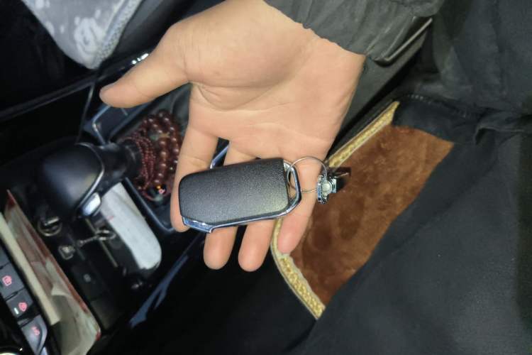 Used Kia Sportage R 2018 2.0L Automatic Smart Luxury Version China V Standard Vehicle Key