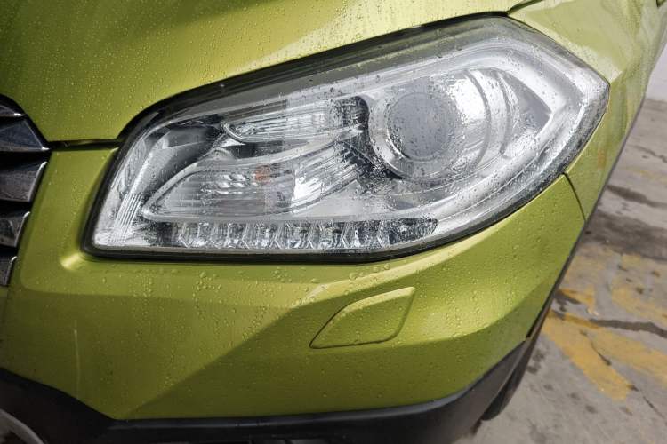Used Suzuki S-Cross 2014 1.6L CVT Two-Wheel Drive Elite Version Left Front Headlight