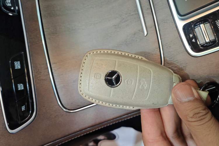 Used Mercedes-Benz E-Class 2023 Facelift E 260 L