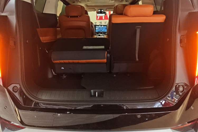 Used GAC Trumpchi E9 2025 E9 Superfast Charging – Master Series