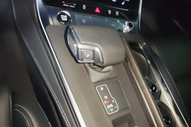 Used Audi A6L 2025 45 TFSI quattro Prestige Dynamic Edition + Premium Package
