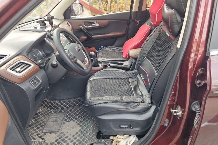 Used SWM X7 2016 1.5T Manual Prestige Version 7 Seats
