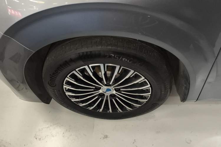 Used Denza D9 2022 DM-i 970 Four-Wheel Drive Flagship Model
