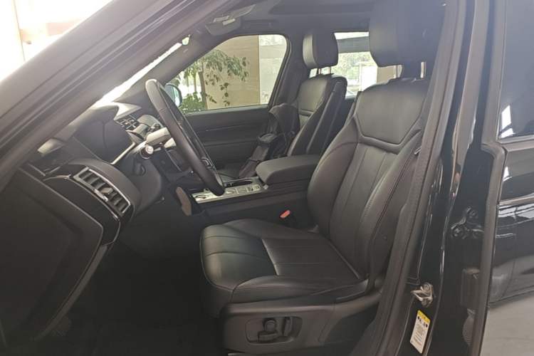 Used Land Rover Discovery 2020 2.0T SE