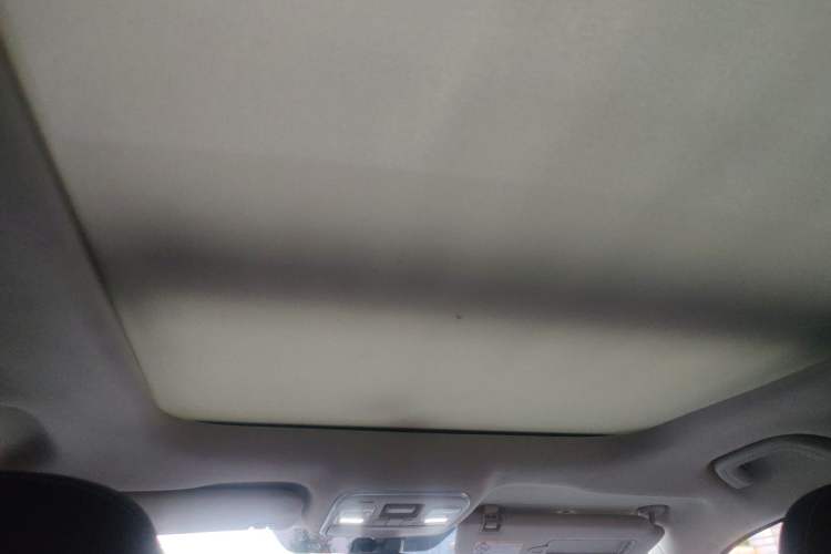 Used Geely Auto Emgrand X7 Sport 2020 1.8TD DCT Two-Wheel Drive Smart Connect 4G-Enabled Version