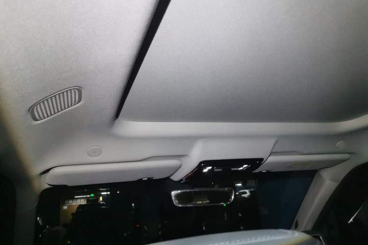 Used Formula Leopard 5 2023 Explore Edition Headliner