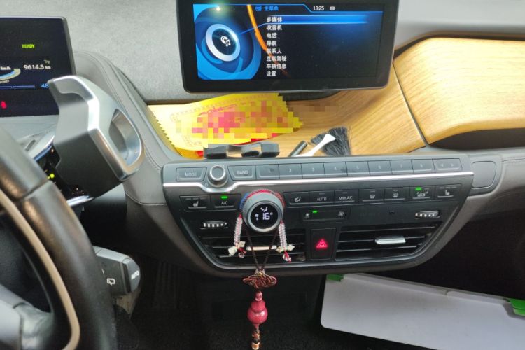 Used BMW i3 2016 Upgraded Deluxe Edition