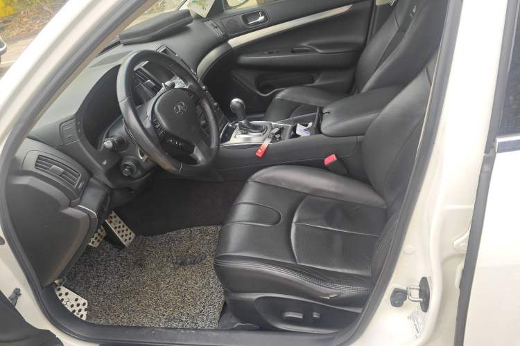 Used Infiniti G Series 2013 G25 Sedan Luxury Sport Edition Left Front Seat