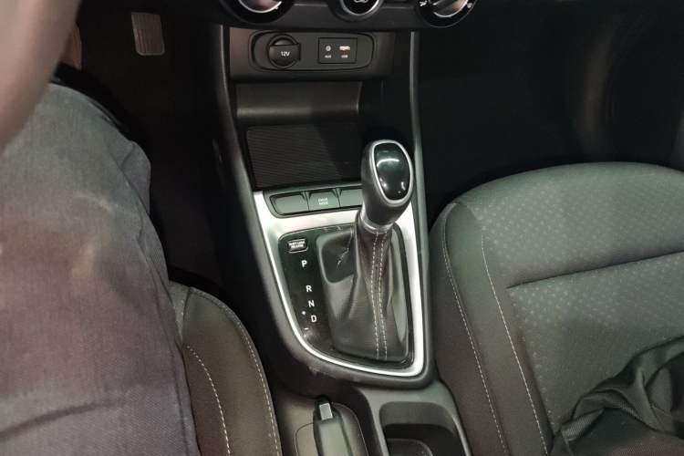 Used Hyundai Celesta 2018 1.6L Automatic GL Enjoyment Version China V Standard
