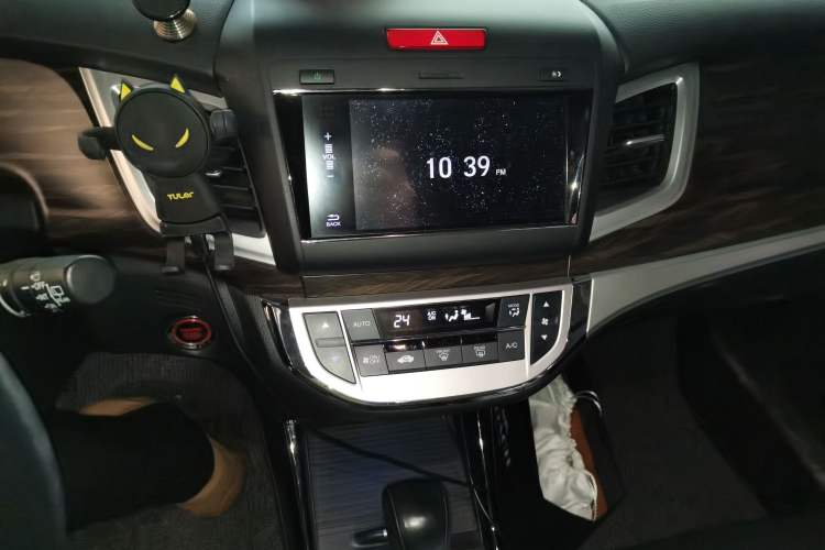 Used Honda Jade 2017 210 TURBO CVT Luxury Edition 5 Seats