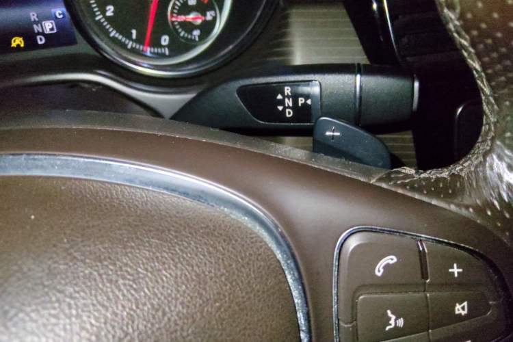 Used Mercedes-Benz GLE 2019 GLE 320 4MATIC Dynamic Edition Prestige Model Gear Lever