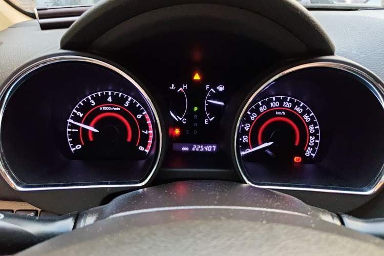 Used Toyota Highlander 2013 2.7L Two-Wheel Drive 7-Seater Zijin Edition Instrument Cluster