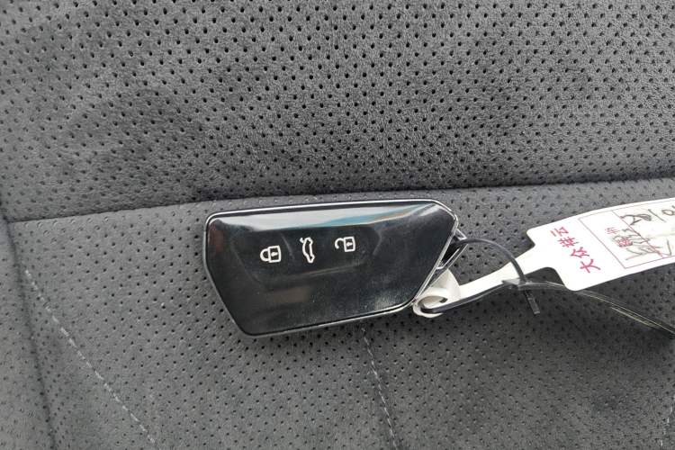 Used Volkswagen Tiguan L 2024 PRO 380TSI Four-Wheel Drive R-Line Prestige Edition Interior 1