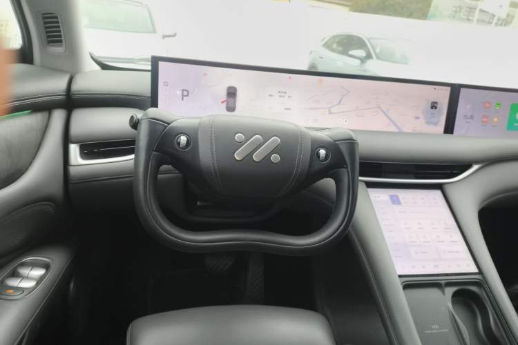 Used IM LS6 2023 Max Standard Edition
