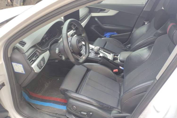 Used Audi A4L 2018 30th Anniversary Edition 40 TFSI Sport Edition Left Front Seat