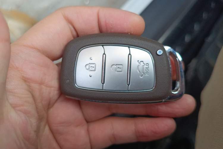 Used Hyundai Mistra 2014 1.8L Automatic Deluxe DLX Model