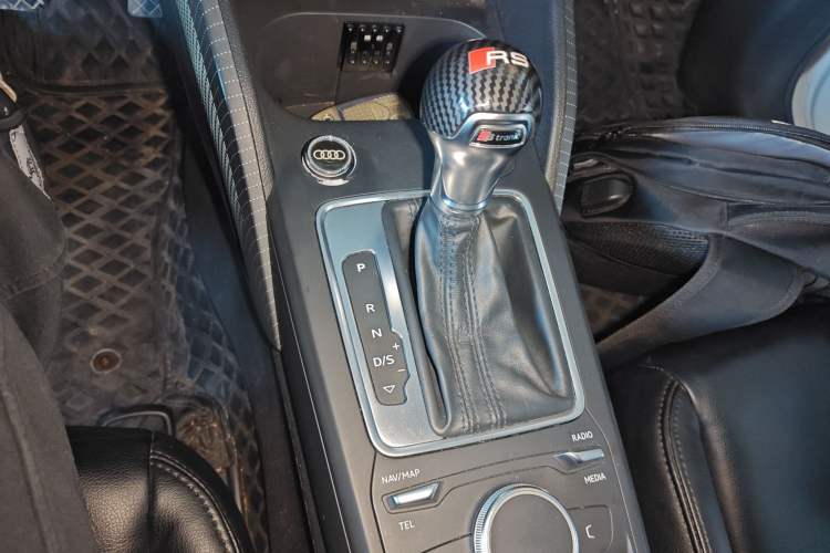 Used Audi Q2L 2018 35 TFSI Launch Exclusive Edition China V