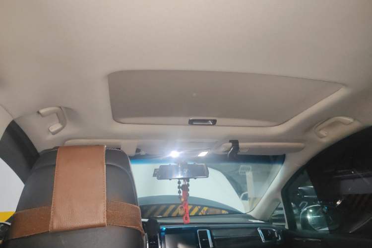 Used Honda Elysion 2016 2.4L Luxury Edition Headliner