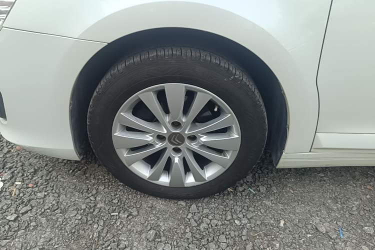 Used Citroen C-Quatre 2013 Sedan 1.6L Manual - Prestige Model Left Front Wheel Hub