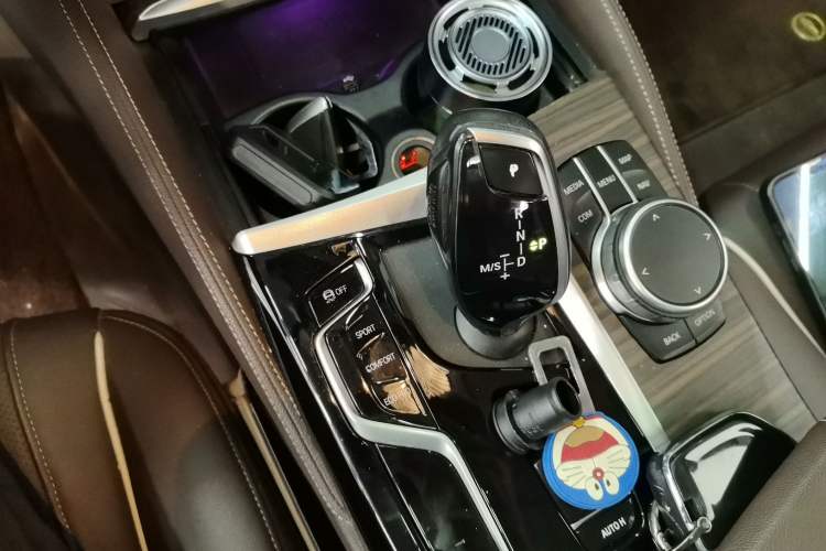 Used BMW 5 Series 2022 530Li Leading Model M Sport Package
