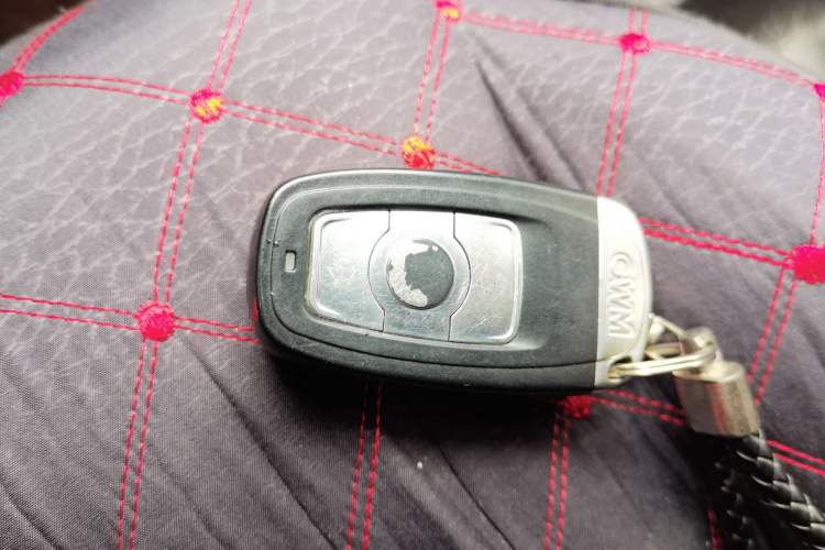 Used Haval H6 2015 Revised Version Sport Edition 1.5T Manual Transmission Two-Wheel Drive Elite Grade Vehicle Key