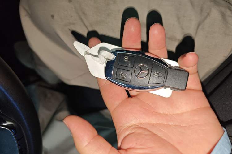 Used Mercedes-Benz C-Class 2018 C 200 L Sport Edition Vehicle Key