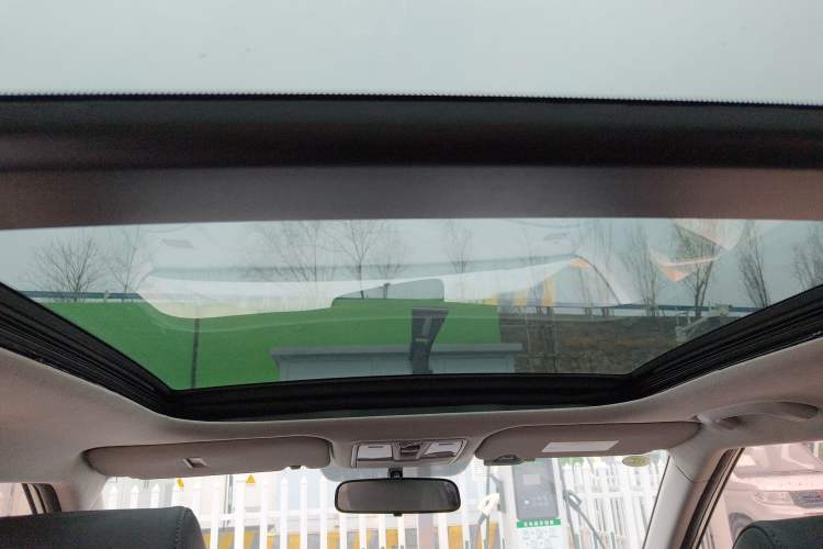 Used Hyundai ix25 2015 1.6L Automatic Two-Wheel Drive Smart GLS Trim
