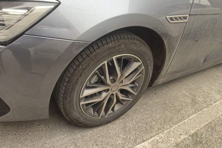 Used BYD Qin PLUS 2021 EV 400KM Leading Comfort Edition
