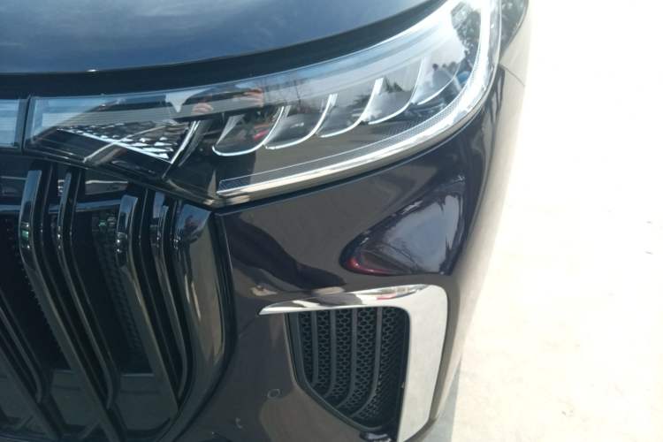 Used VOYAH Dream 2024 PHEV Ultra-Long Range Flagship Edition
