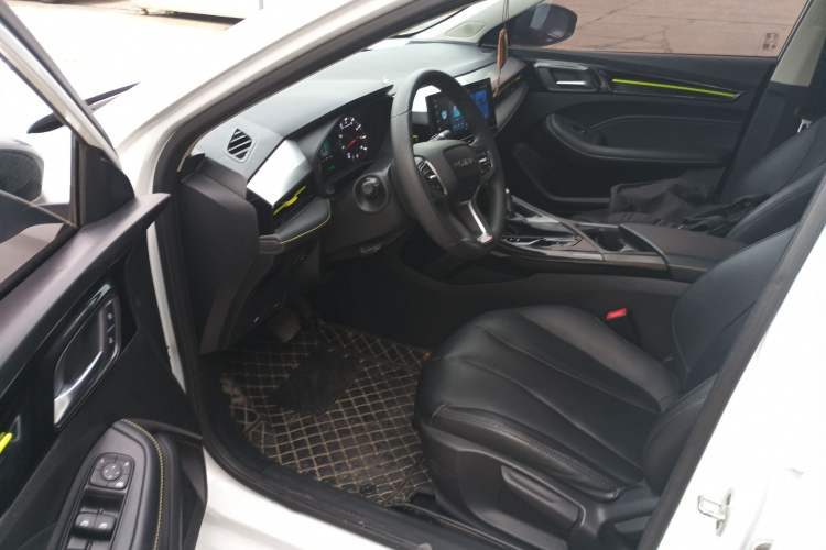 Used Roewe i5 2021 1.5L CVT Platinum Edition Left Front Seat