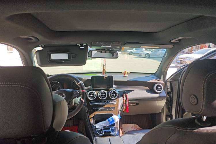 Used Mercedes-Benz GLC 2017 GLC 260 4MATIC Dynamic Edition
