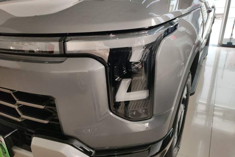 Used Dongfeng Zhengzhou Nissan Z9 GE PHEV 2025 135 km All-Wheel-Drive Exploration Edition