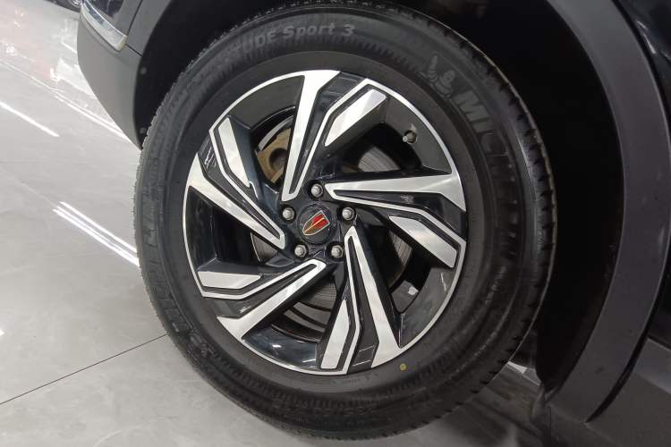 Used Hongqi HS5 2022 Revised Version 2.0T Smart Connect Flagship Edition