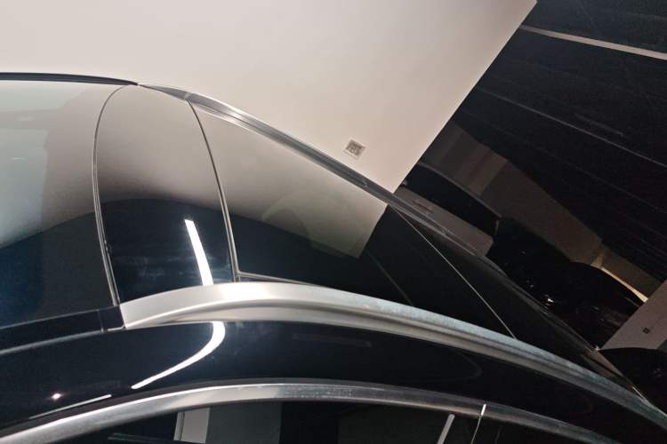 Used Mercedes-Benz GLC 2020 GLC 260 L 4MATIC Luxury Model Roof