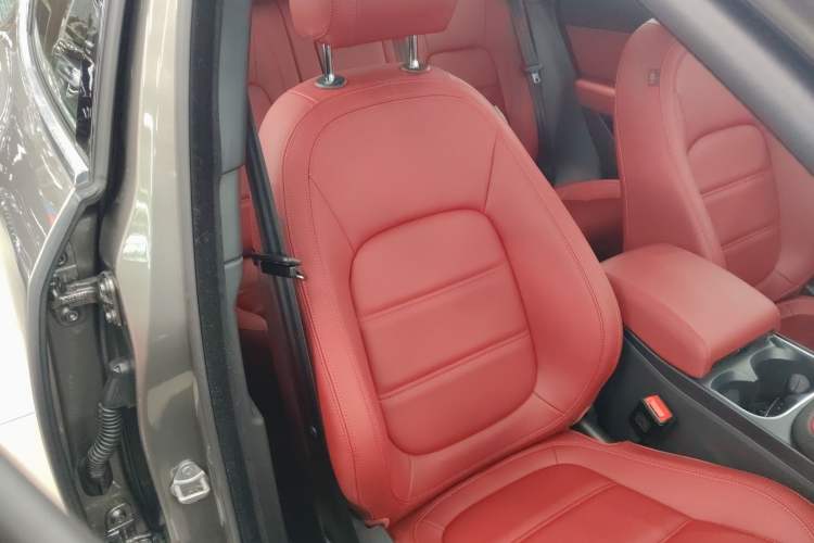 Used Jaguar E-PACE 2024 All-New R-DYNAMIC S Sport Edition
