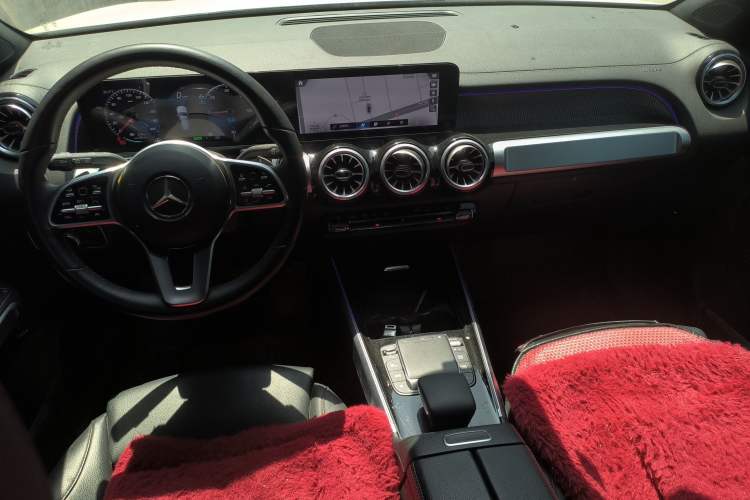 Used Mercedes-Benz EQB 2023 Facelift EQB 260 Center Console