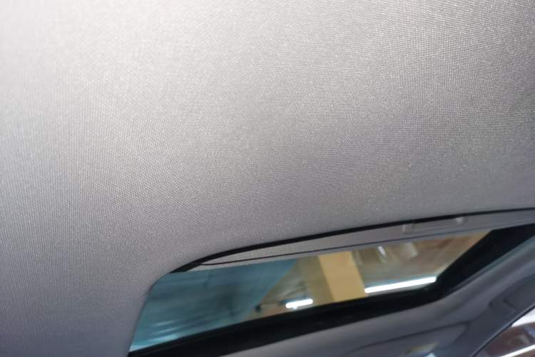 Used Honda Jade 2017 1.8L automatic Comfort version 5 seats
