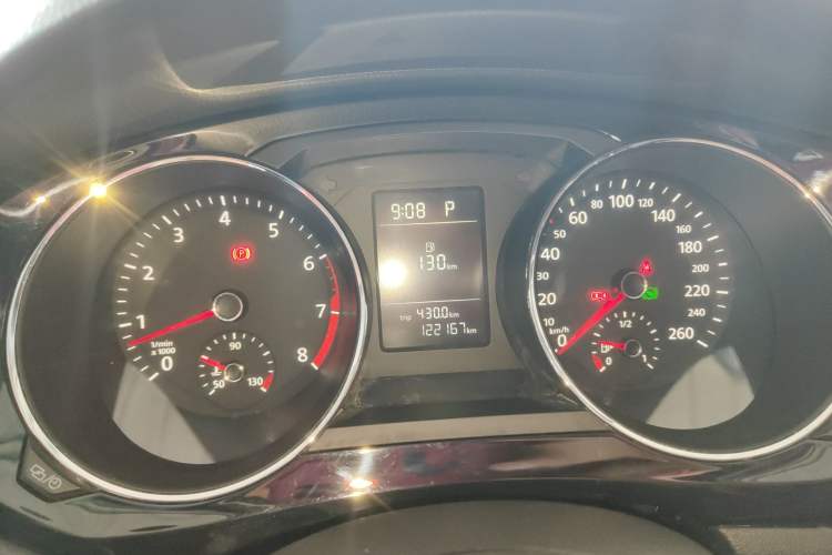 Used Volkswagen Sagitar 2016 230TSI 25th Anniversary Edition Instrument Cluster